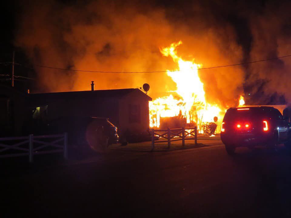 Fire destroys two homes at mobile home park in Swanzey